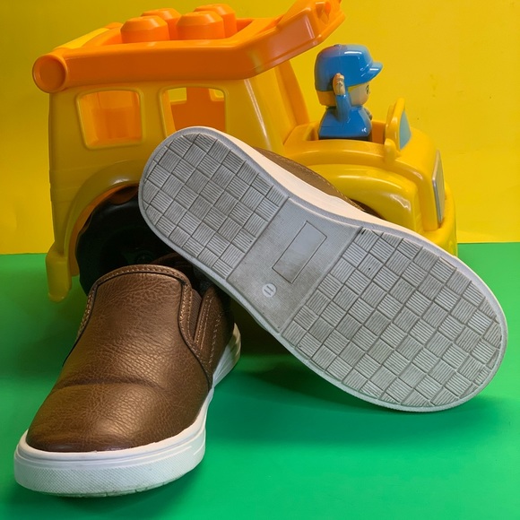 Carter’s Toddler Loafers - Picture 4 of 6